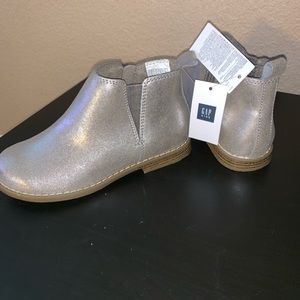 GAP Shoes - GAP Girls shoes GAP Shoes - GAP Girls shoes